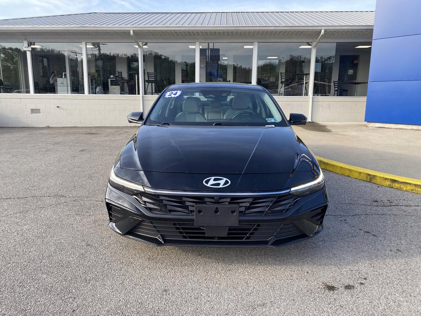 2024 Abyss Black Hyundai Elantra Limited FWD Sedan
