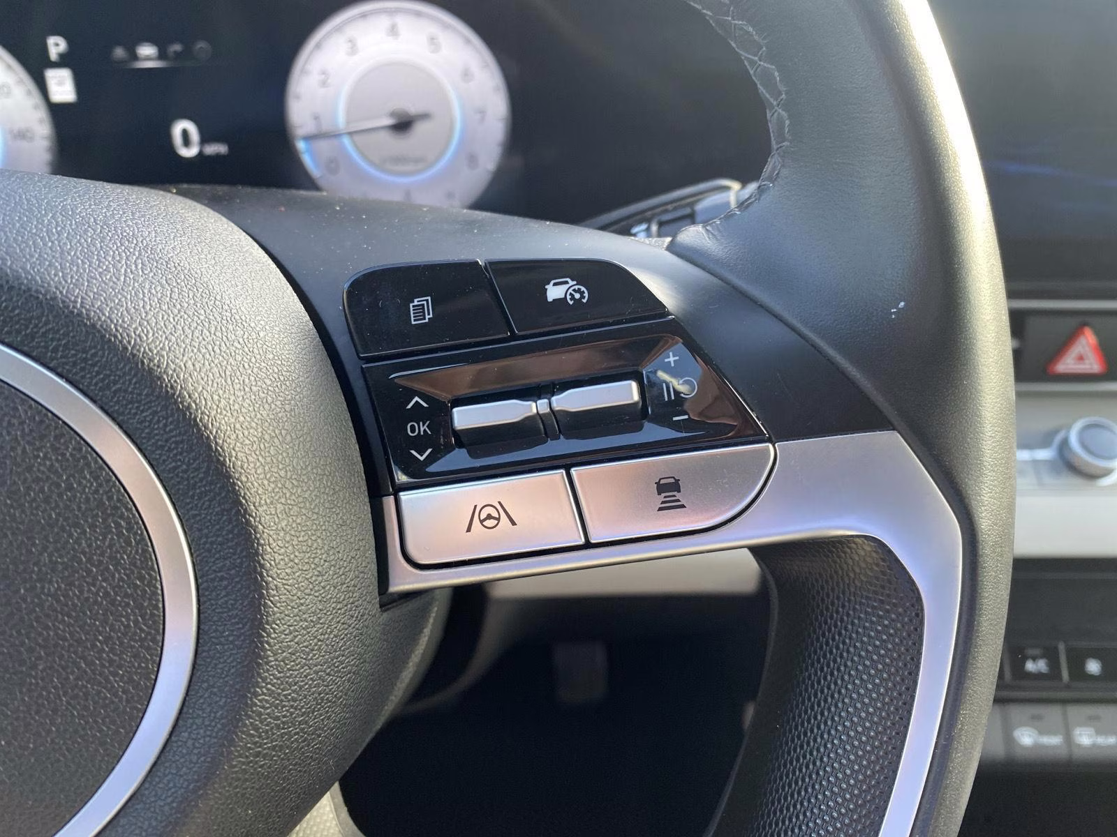 2024 Abyss Black Hyundai Elantra Limited FWD Sedan