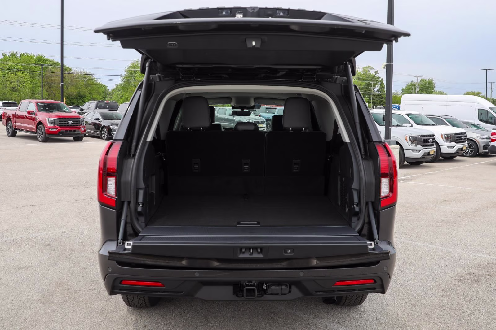 2026 Dark Matter Gray Metallic Ford Expedition Max Active 4X4 SUV
