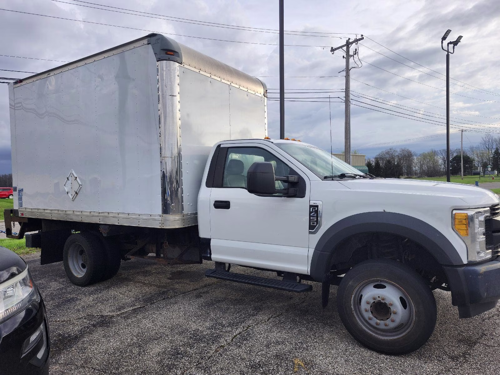 2017 Oxford White Ford Super Duty F-450 DRW XL RWD Truck