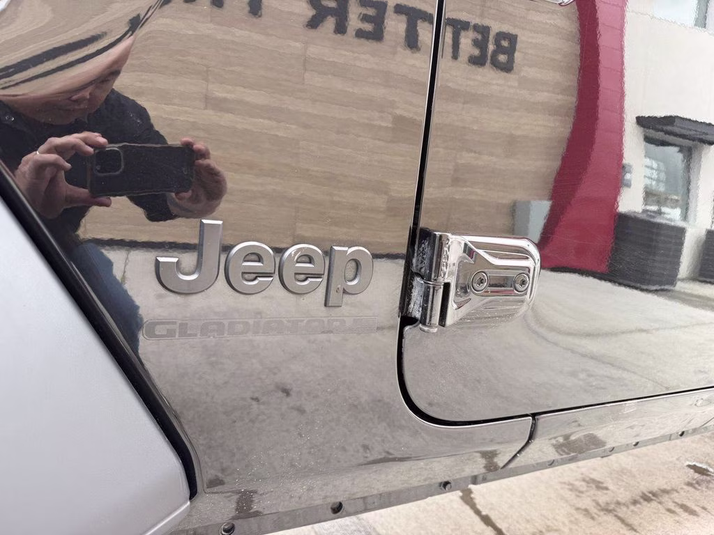 2023 Black Clearcoat Jeep Gladiator Sport S 4X4 Truck