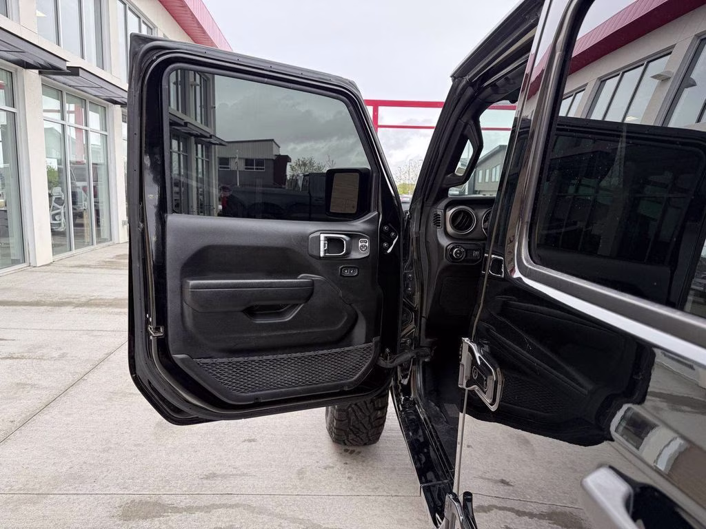 2023 Black Clearcoat Jeep Gladiator Sport S 4X4 Truck