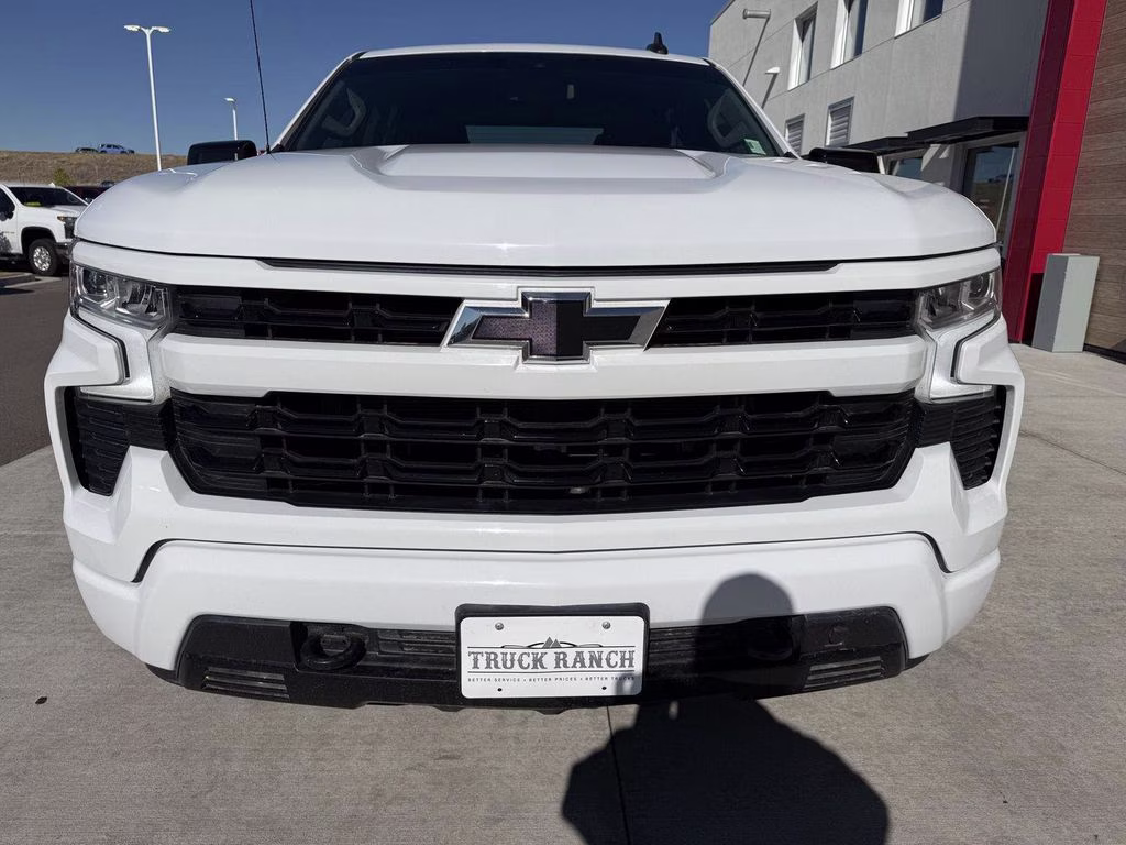 2024 Summit White Chevrolet Silverado 1500 RST 4X4 Truck