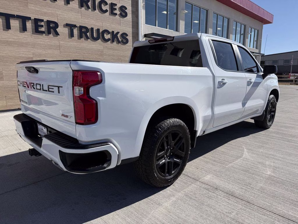 2024 Summit White Chevrolet Silverado 1500 RST 4X4 Truck
