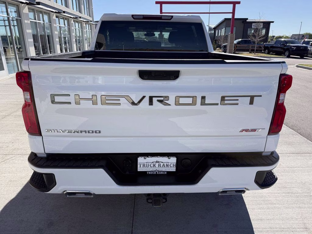 2024 Summit White Chevrolet Silverado 1500 RST 4X4 Truck