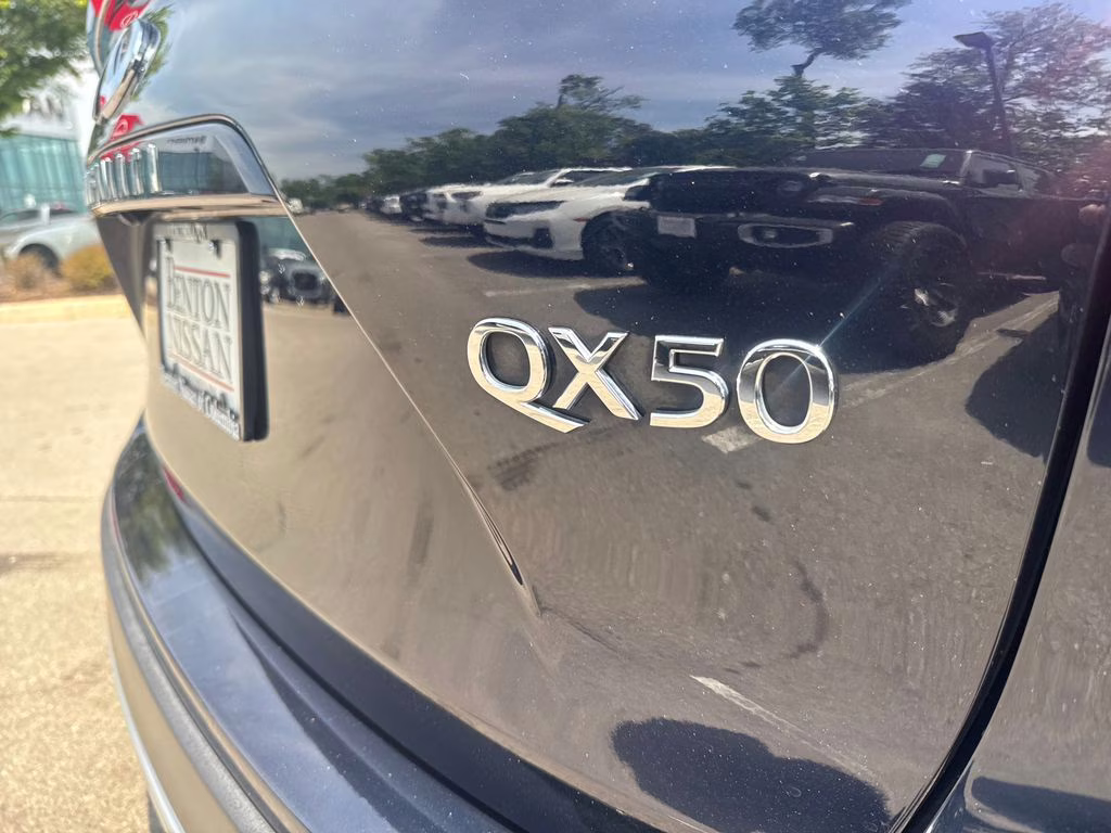 2019 Hermosa Blue INFINITI QX50 LUXE FWD SUV