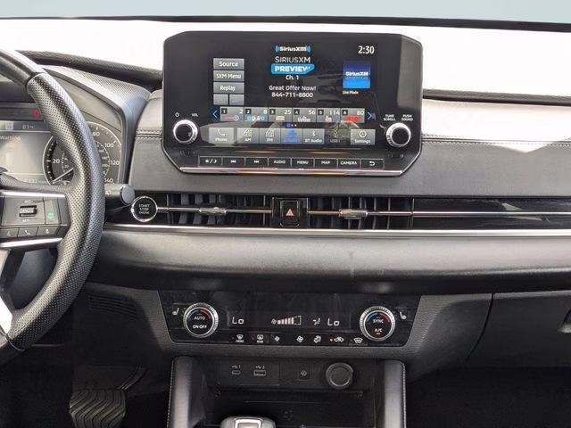 2024 Cosmic Blue Metallic Mitsubishi Outlander SE AWD SUV