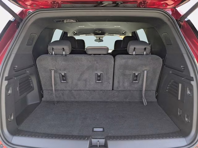 2024 Radiant Red Tintcoat Chevrolet Traverse LT FWD SUV