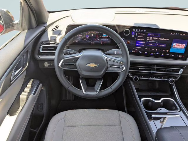 2024 Radiant Red Tintcoat Chevrolet Traverse LT FWD SUV