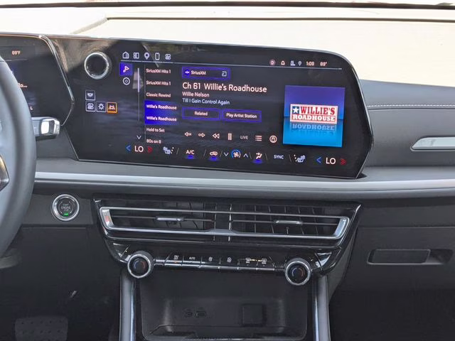 2024 Radiant Red Tintcoat Chevrolet Traverse LT FWD SUV