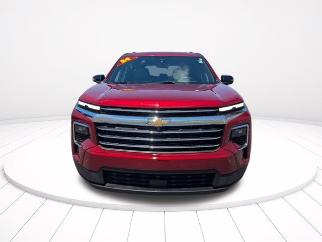 2024 Radiant Red Tintcoat Chevrolet Traverse LT FWD SUV