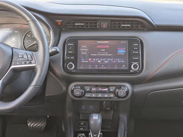 2022 Gun Metallic Nissan Kicks SR FWD SUV