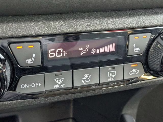 2022 Gun Metallic Nissan Kicks SR FWD SUV