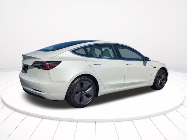 2019 Pearl White Multi-Coat Tesla Model 3 Standard Range Plus RWD Sedan