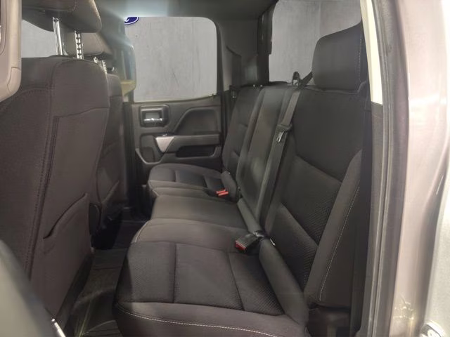 2018 Silver Ice Metallic Chevrolet Silverado 1500 LT 4X4 Truck