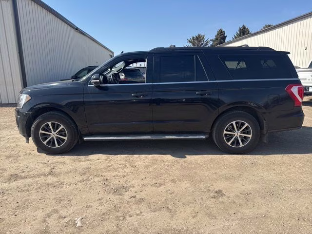 2021 Black Metallic Ford Expedition Max XLT 4X4 SUV
