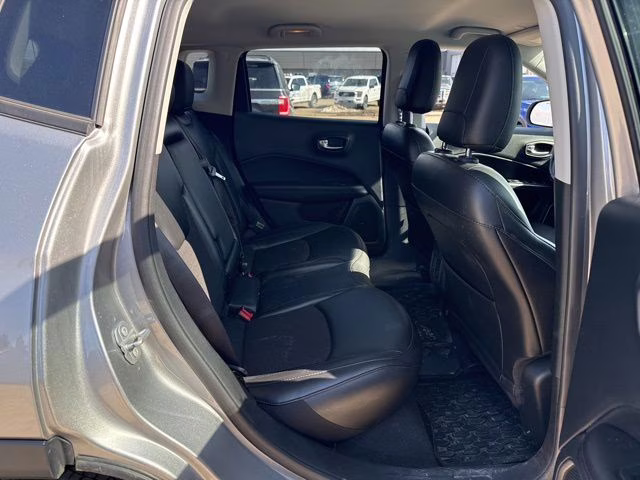 2020 Billet Silver Metallic Clearcoat Jeep Compass Altitude 4X4 SUV