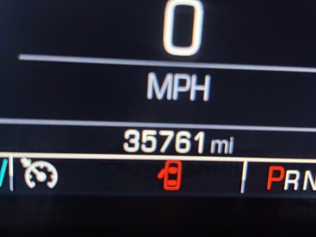 2018 Silver Ice Metallic Chevrolet Silverado 1500 LT 4X4 Truck