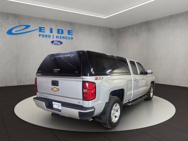 2018 Silver Ice Metallic Chevrolet Silverado 1500 LT 4X4 Truck