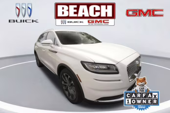 2023 White Metallic Lincoln Nautilus Reserve AWD SUV