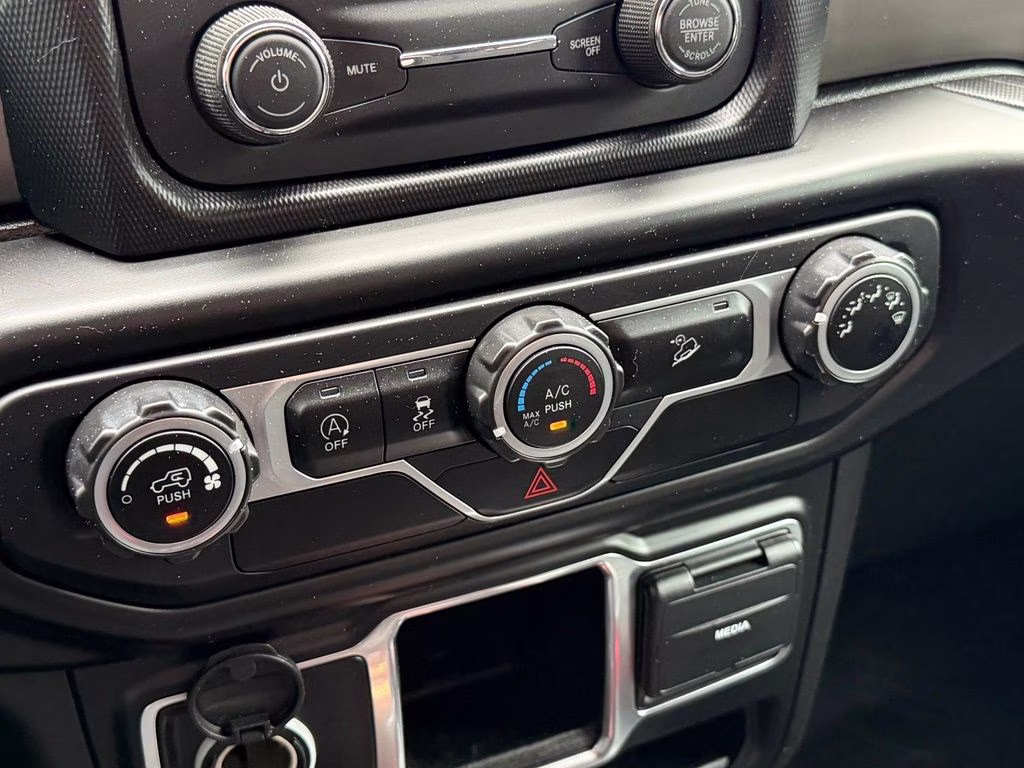 2020 Sting-Gray Clearcoat Jeep Wrangler Sport 4X4 SUV