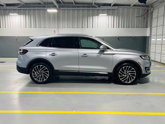 2020 Radiance Lincoln Nautilus Reserve FWD SUV