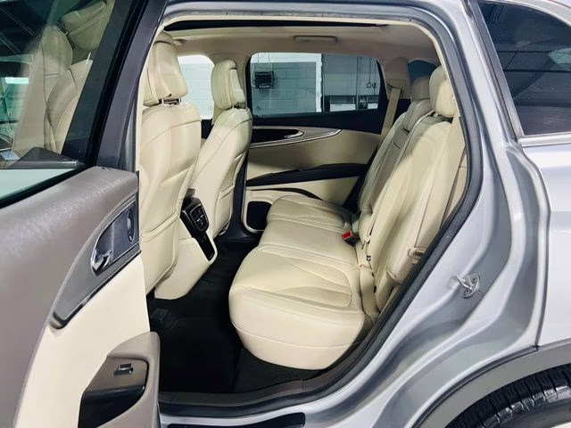 2020 Radiance Lincoln Nautilus Reserve FWD SUV