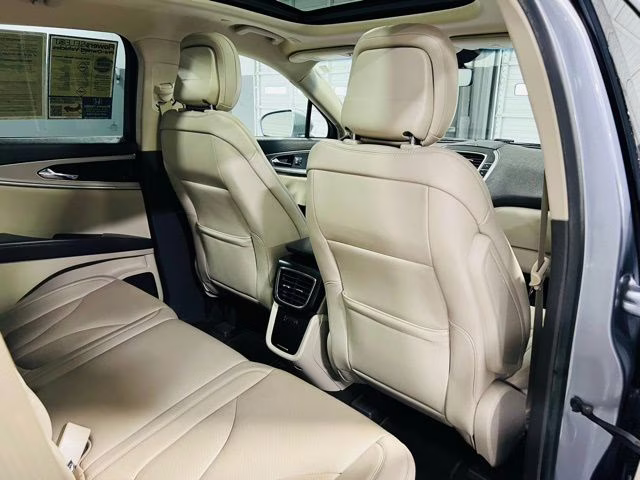 2020 Radiance Lincoln Nautilus Reserve FWD SUV