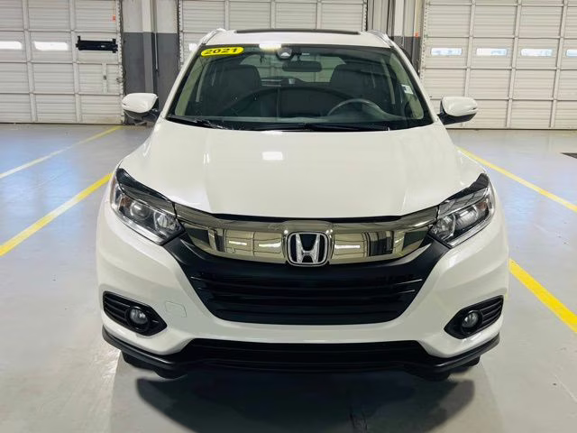 2021 White Honda HR-V EX FWD SUV