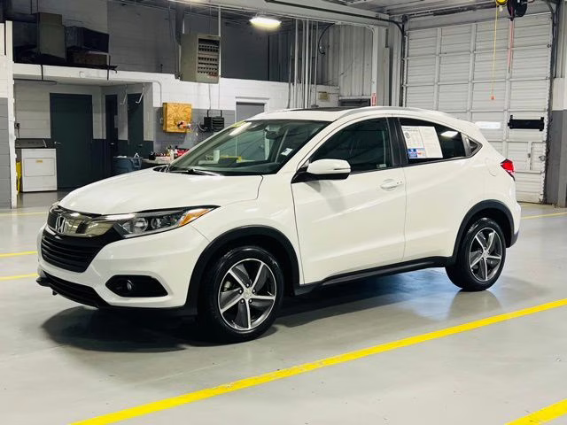 2021 White Honda HR-V EX FWD SUV