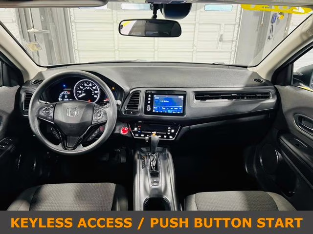 2021 White Honda HR-V EX FWD SUV