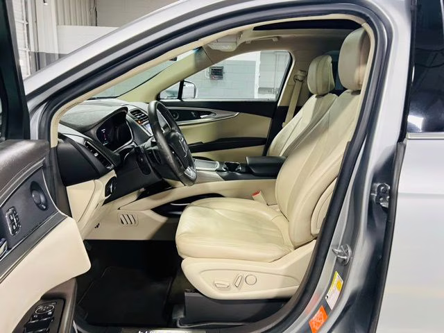 2020 Radiance Lincoln Nautilus Reserve FWD SUV