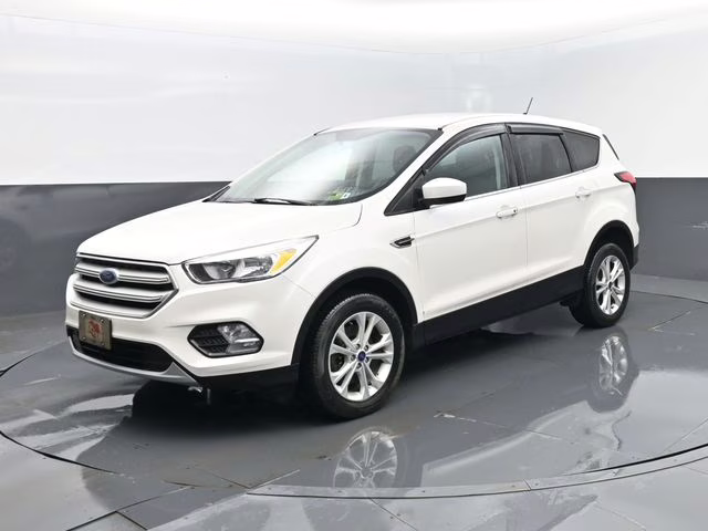 Used 2019 Ford Escape SE with VIN 1FMCU9GD6KUA95038 for sale in Grafton, WV