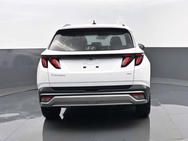 2025 White Pearl Hyundai Tucson SEL AWD SUV