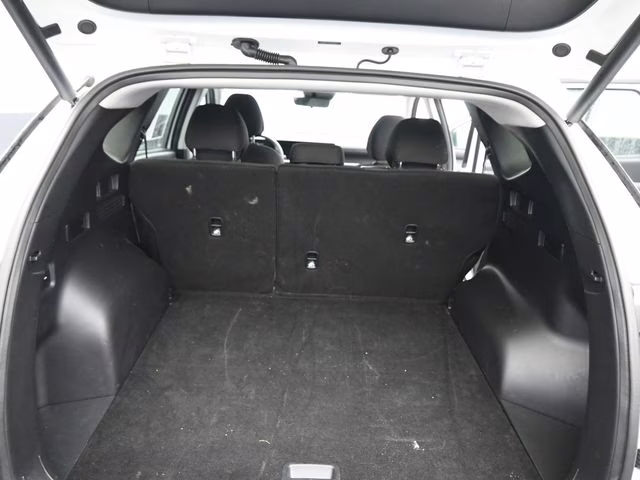 2025 White Pearl Hyundai Tucson SEL AWD SUV