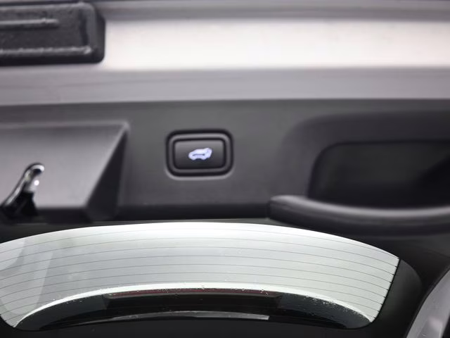 2025 White Pearl Hyundai Tucson SEL AWD SUV
