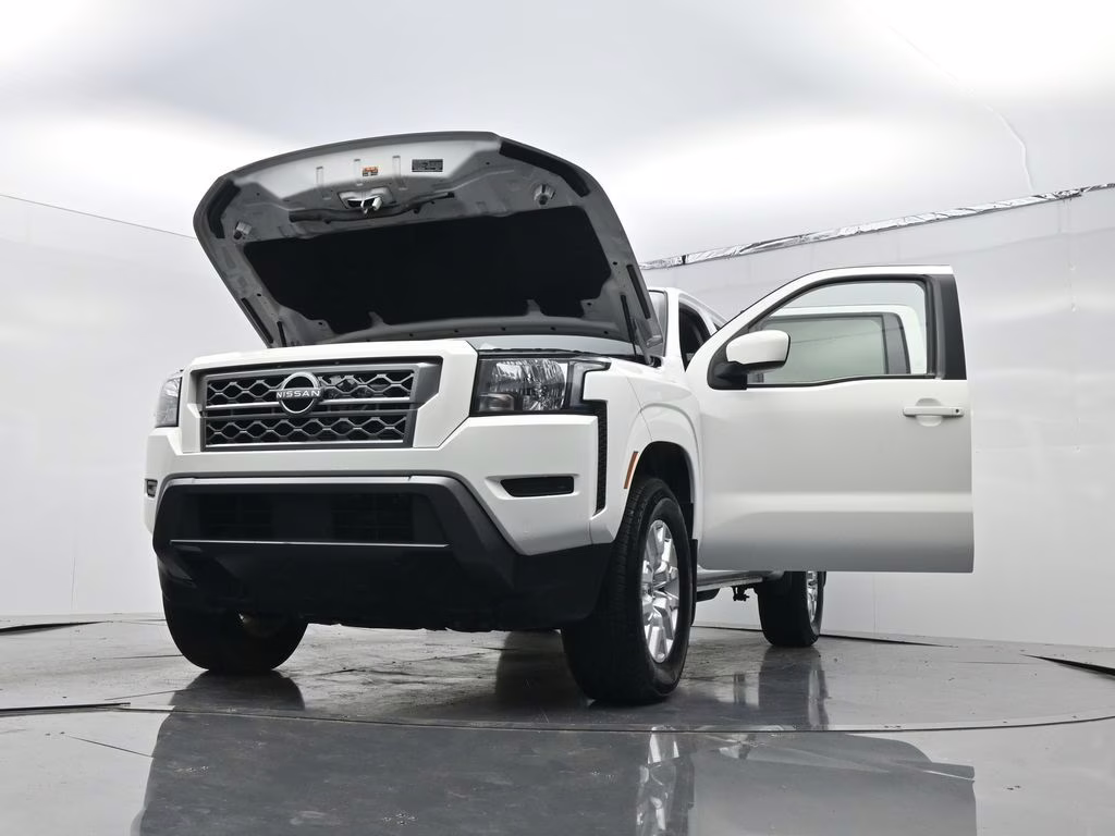 2023 Glacier White Nissan Frontier SV RWD Truck