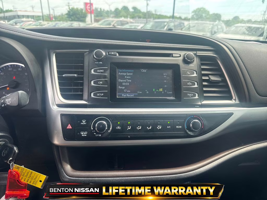 2019 Ooh La La Rouge Mica Toyota Highlander LE FWD SUV