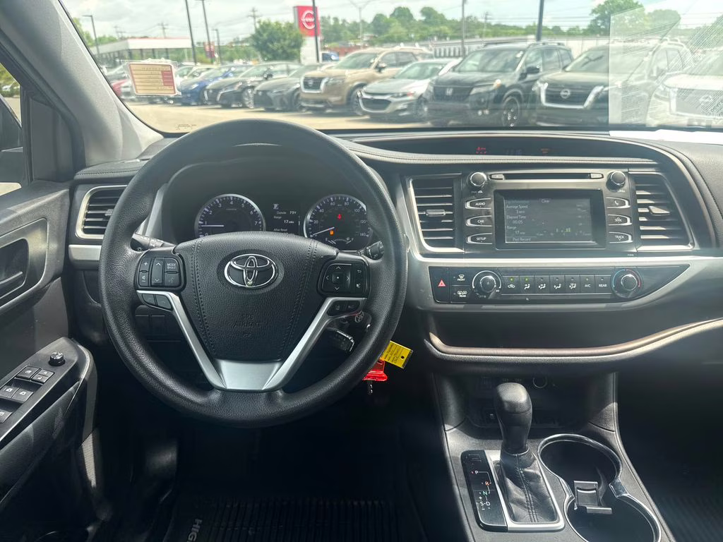 2019 Ooh La La Rouge Mica Toyota Highlander LE FWD SUV