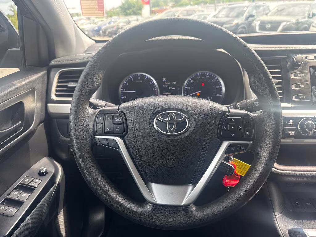 2019 Ooh La La Rouge Mica Toyota Highlander LE FWD SUV