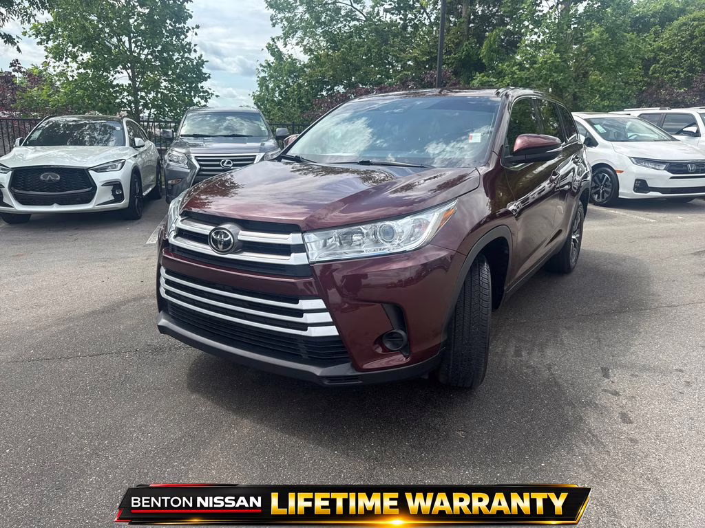 2019 Ooh La La Rouge Mica Toyota Highlander LE FWD SUV