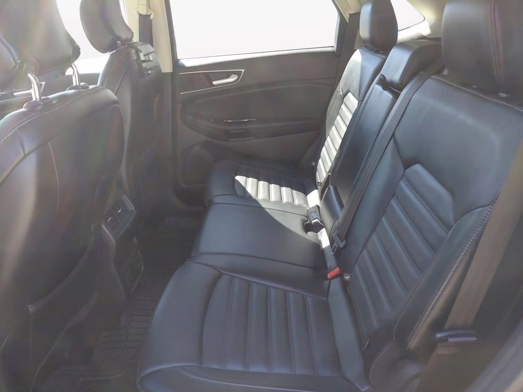 2015 Magnetic Metallic Ford Edge SEL w/Utility & Tech Package AWD SUV