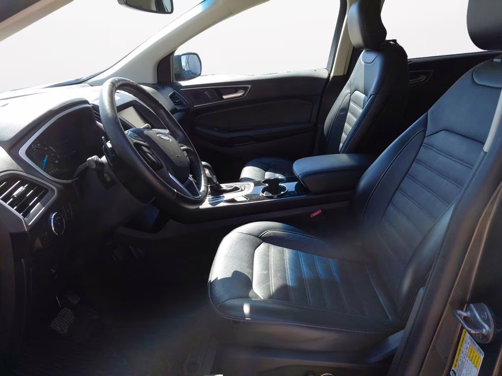 2015 Magnetic Metallic Ford Edge SEL w/Utility & Tech Package AWD SUV