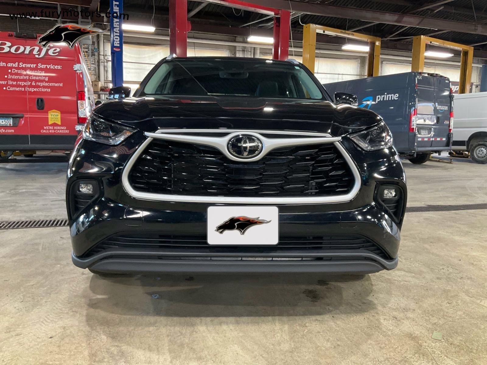 2023 Midnight Black Metallic Toyota Highlander XLE AWD SUV