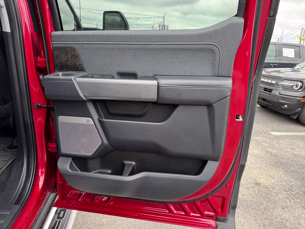 2023 Red Metallic Ford Super Duty F-250 SRW Lariat 4X4 Truck