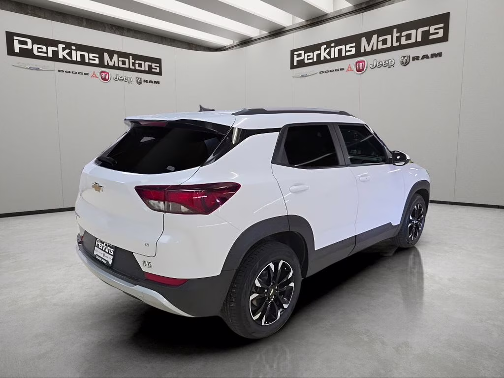 2023 Summit White Chevrolet Trailblazer LT FWD SUV