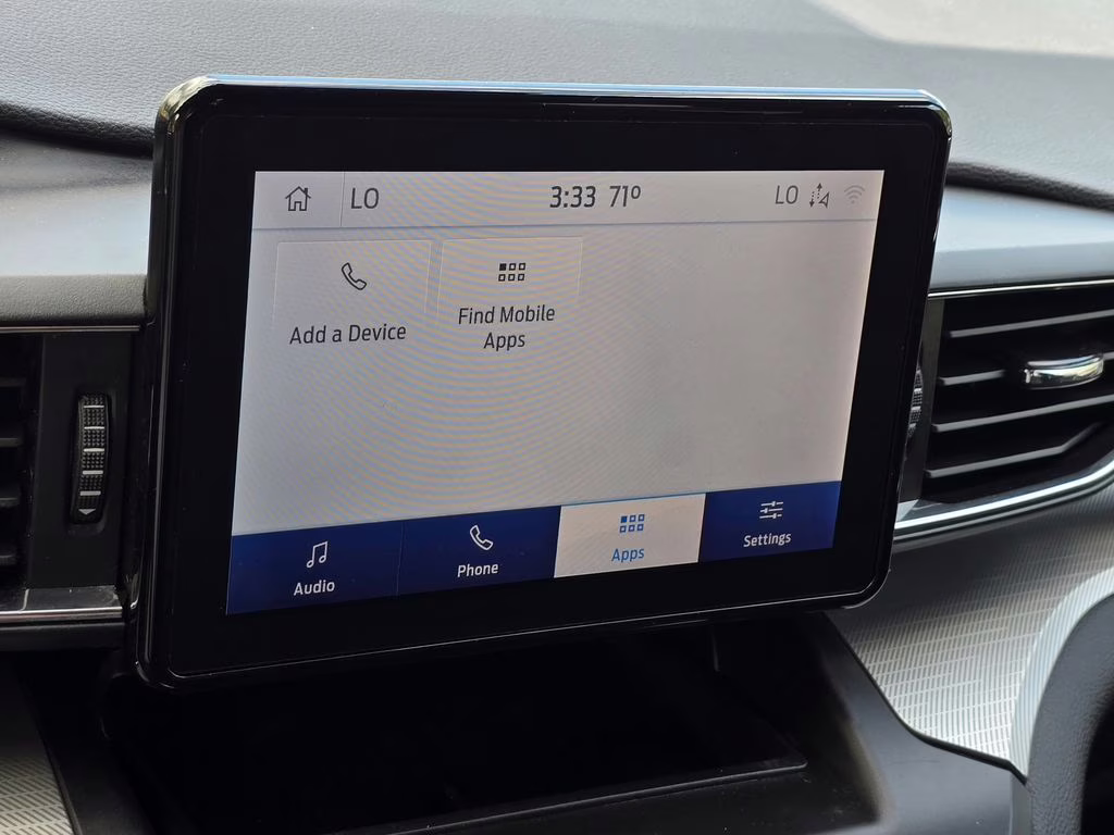 2020 Silver Spruce Metallic Ford Explorer XLT 4X4 SUV