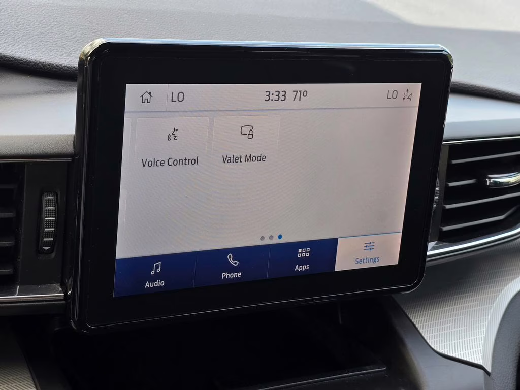 2020 Silver Spruce Metallic Ford Explorer XLT 4X4 SUV