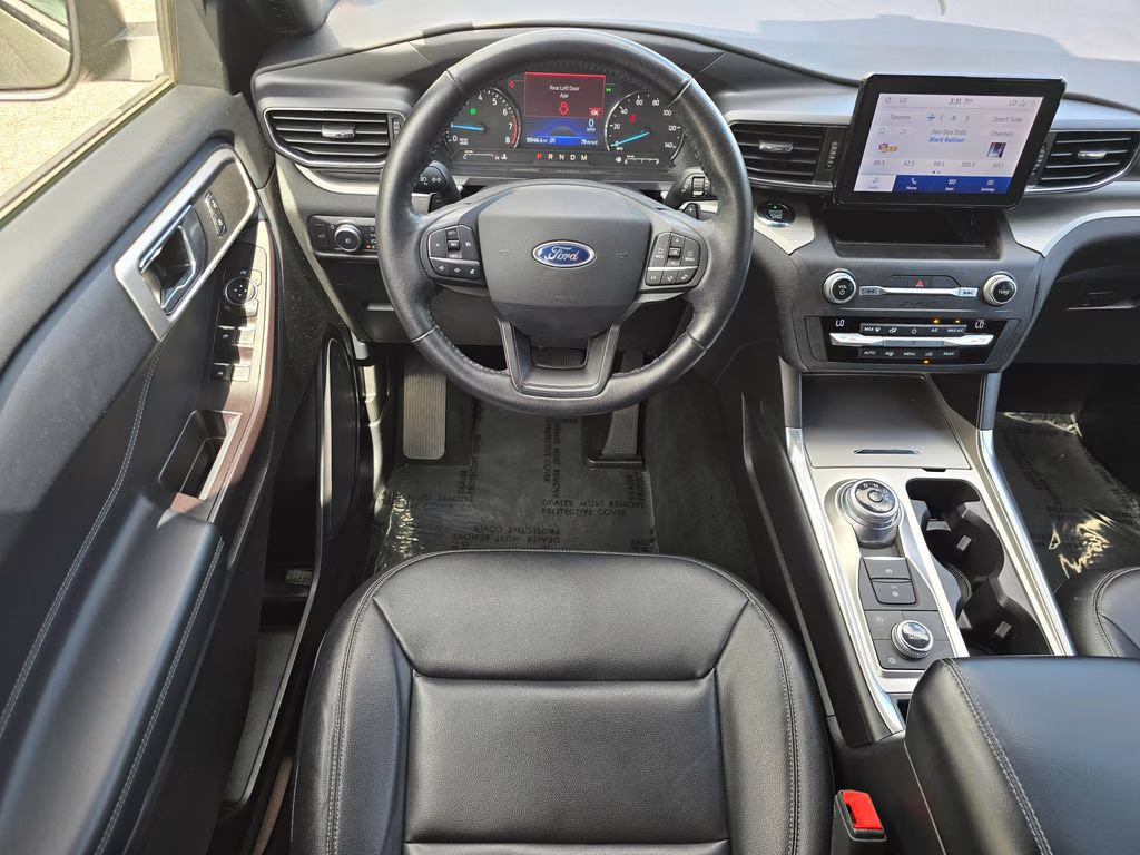 2020 Silver Spruce Metallic Ford Explorer XLT 4X4 SUV