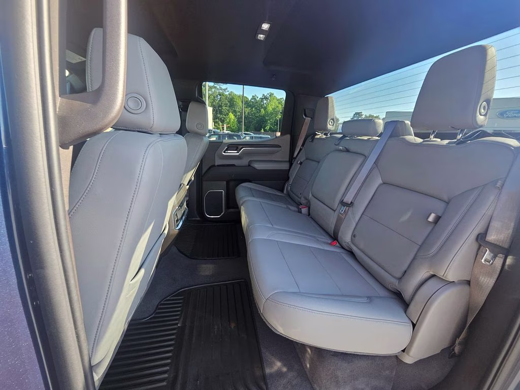 2022 Pacific Blue Metallic GMC Sierra 1500 SLT 4X4 Truck